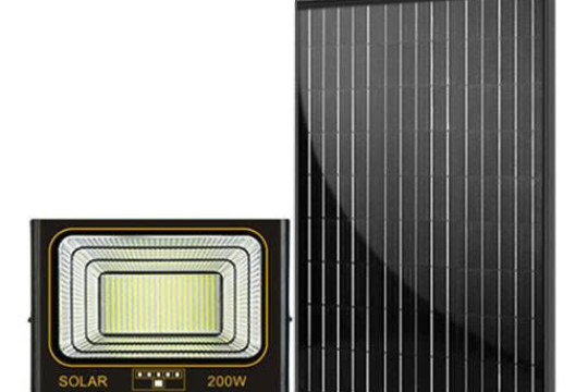 ĐÈN PHA NĂNG LƯỢNG MẶT TRỜI SACO 200W SA-P200TO3 – THIẾT KẾ CHUYÊN DÙNG LẮP TRONG NHÀ