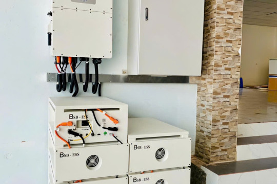Giải Pháp Solar + Battery Cho Gia Đình 2026: Lựa Chọn Mô Hình Tối Ưu Tự Chủ Năng Lượng