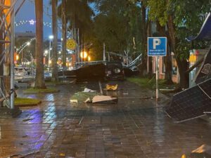 MÙA MƯA – NỖI LO CỦA CHỦ NHÀ SỞ HỮU ĐIỆN MẶT TRỜI 